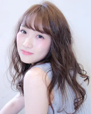 セミロング ロング カラー LoRE hair 四条河原町 西尾友里のヘアスタイル