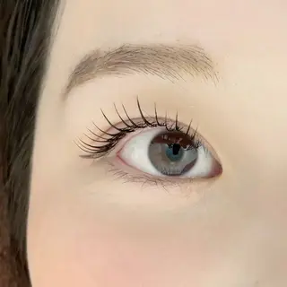 マツエク・マツパ private salon le bois所属・le bois 🌼 せきみらいのマツエク・マツパデザイン
