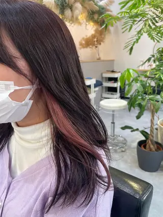 ロング カラー CARICIA 白木 由里加のヘアスタイル