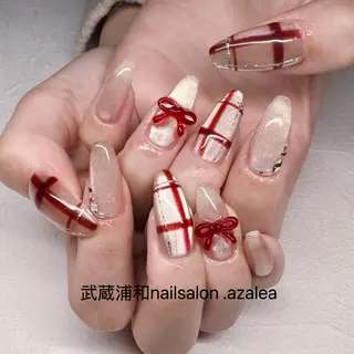 ネイル R inのネイルデザイン