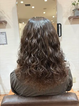 ロング visagedio所属・ゆ うなのヘアスタイル