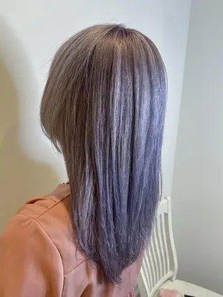 セミロング カラー ハイライト/ブリーチ バレイヤージュ関佳祐のヘアスタイル