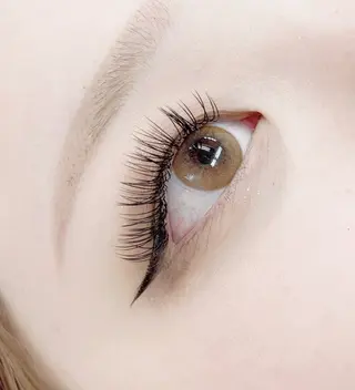 マツエク・マツパ manie Nail&Eyelash所属・小林 桃花のマツエク・マツパデザイン
