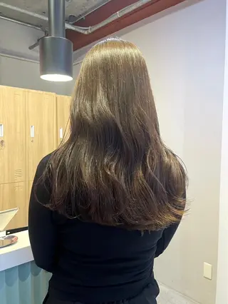 セミロング LOREN＋透明感 オリーブhirokoのヘアスタイル