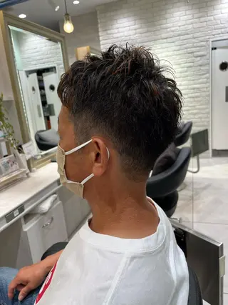 ショート パーマ メンズ 🥇メンズ特化 伊東輝のヘアスタイル