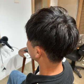 ショート ELVITA所属・福守 博史のヘアスタイル