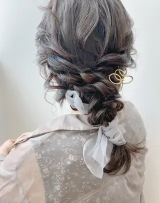 セミロング ヘアアレンジ GRANLUSSO 〜グランルッソ駅前店所属・木口 嘉美のヘアスタイル