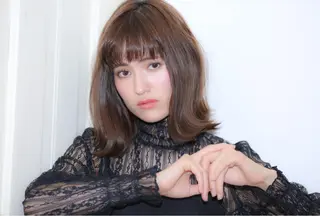 ミディアム カラー パーマ ヘアアレンジ マツエク・マツパ eyelush color world庄内駅前所属・シールエクステ／豊中 吉田孝司のヘアスタイル