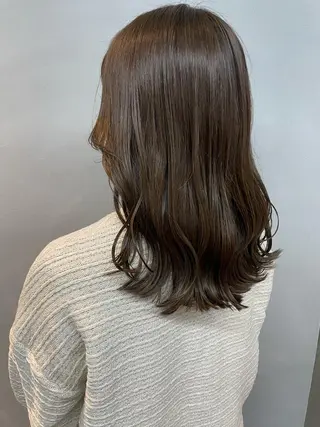 ミディアム カラー 女性リピ90%🍨 🩷佐藤みずきのヘアスタイル