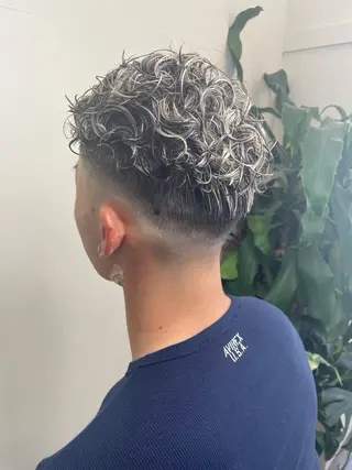 ショート カラー パーマ メンズ WEST OLAND加藤圭介のヘアスタイル