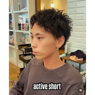 ショート メンズ LUAU LOUGH 【ルアウラフ】所属・カワニシ カイチのヘアスタイル