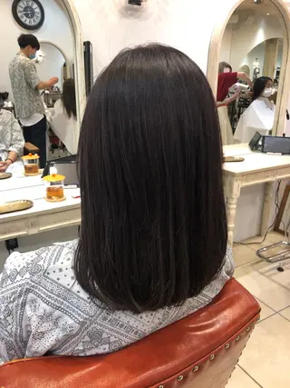 ミディアム カラー \脱・うねり& 広がり/gite菊のヘアスタイル