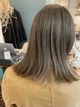 ミディアム カラー 中目黒🌼 🌼ハナのヘアスタイル