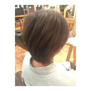 ショート カラー 河野 行史のヘアスタイル