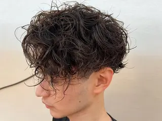 ショート カラー パーマ メンズ 平野 恵士のヘアスタイル