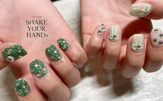 ネイル ネイルスタジオ シェイクユアハンズのネイルデザイン