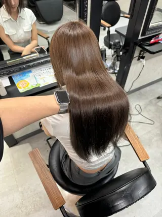 ロング カラー esu 心斎橋店所属・mana／ブリーチ なし／ベージュ／暖色のヘアスタイル