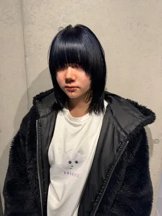 ミディアム カラー だいち/ハイトーン/ デザインカラーのヘアスタイル