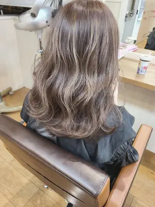 セミロング カラー 【ネウィ天王寺 】seiyaのヘアスタイル