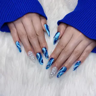 ネイル Aphrodite パラジェル認定サロンのネイルデザイン