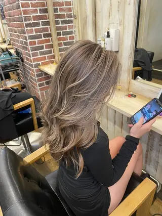 ロング Raffichi 店長 Ryoのヘアスタイル