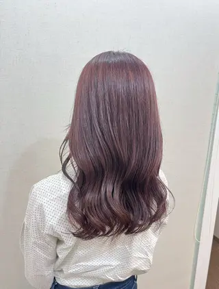 セミロング カラー 伊藤 由妃乃のヘアスタイル