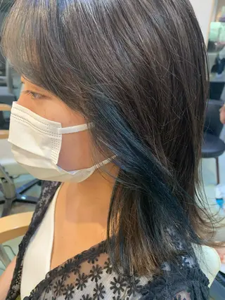 セミロング カラー DiMPlE  ディンプル所属・🌸スタイリスト 山浦美恵のヘアスタイル