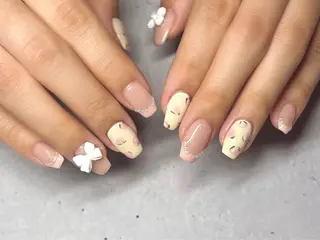 ネイル Revia所属・Revia おおだちあやなのネイルデザイン
