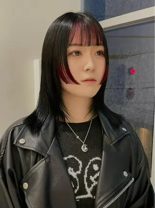 ミディアム カラー SALOWIN所属・ブリーチ✍️ ボブ✨レイヤーのヘアスタイル