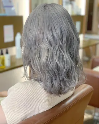 ミディアム 副店長　山本 竜司のヘアスタイル