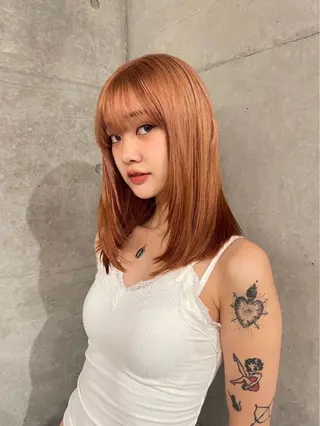 ミディアム カラー レイヤーカットとハイ トーン/HIROKIのヘアスタイル