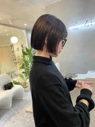 ショート カラー ボブ/透明感カラー/ 赤み消し/髪質改善のヘアスタイル