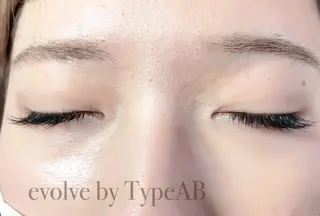 マツエク・マツパ evolve by TypeAB所属・evolve  by TypeABのマツエク・マツパデザイン