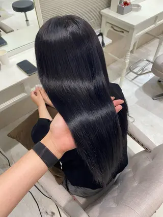 ロング 艶髪/縮毛矯正/ Core mikuaのヘアスタイル