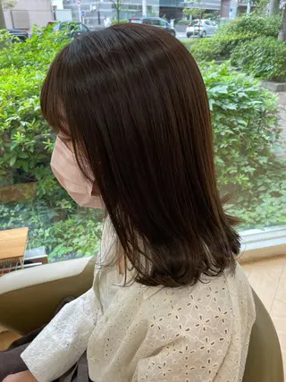 ミディアム 福原 亜祐美のヘアスタイル