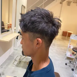 メンズ ブリーチなしWカラー /酸性ストレート河本のヘアスタイル