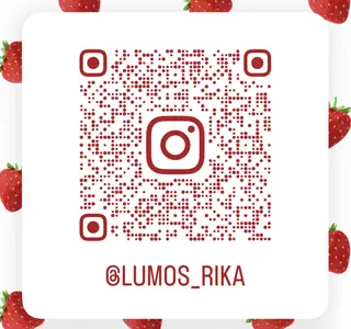 Lumos Rikaのネイルデザイン
