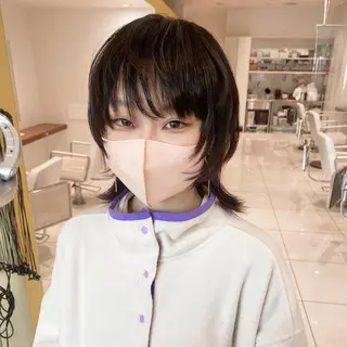 ミディアム HOLON池袋所属・ウルフカット ハッシュカット/七海のヘアスタイル