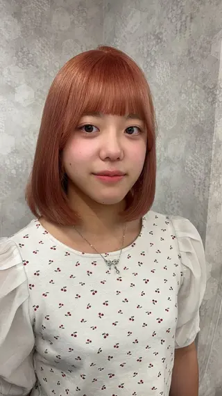 ショート カラー 💗ツヤ髪ハイトーン 💗RIKOのヘアスタイル