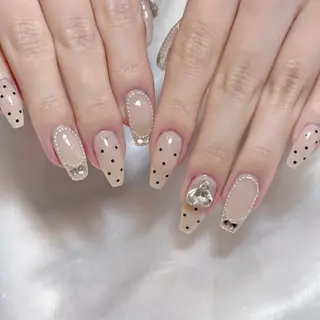 ネイル fein. miku🎀🍼のネイルデザイン
