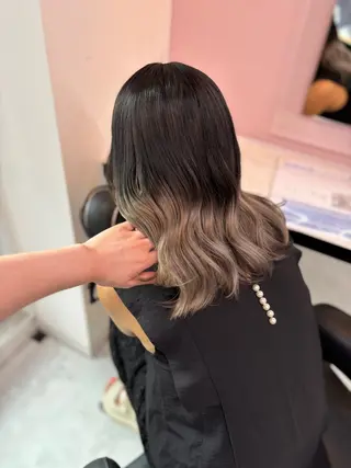 ミディアム カラー 💙ハイトーン韓国風 色白ヘア💙manaのヘアスタイル