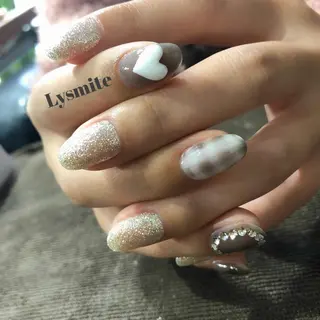 ネイル Lysmite所属・岩本 美香のネイルデザイン