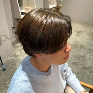 ショート カラー メンズ 飯島 美海のヘアスタイル