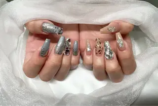 ネイル Roi〈ロワ〉 Minakoのネイルデザイン