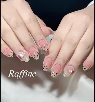ネイル RAFFINE haru🦋🩵のネイルデザイン
