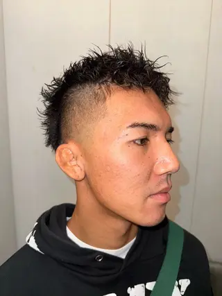 ショート 阿久津 開成のヘアスタイル
