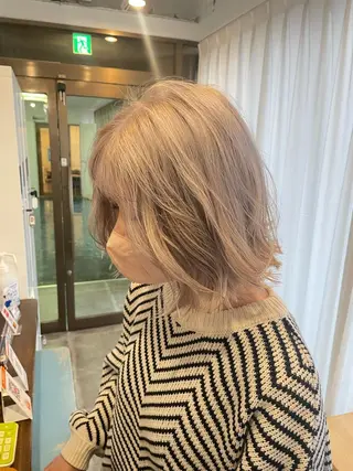 ミディアム カラー ALLEN hair 京橋店のヘアスタイル