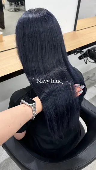 ロング カラー 暗髪🩶ラベンダー/ ブルー/ユウナ🤍のヘアスタイル