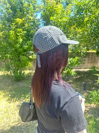 カラー number eight所属・中間 琉愛のヘアスタイル