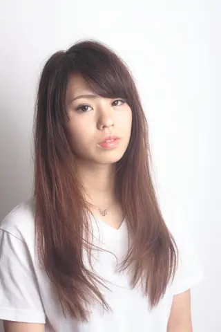 ロング カラー RESBORN所属・長岡 大偉のヘアスタイル